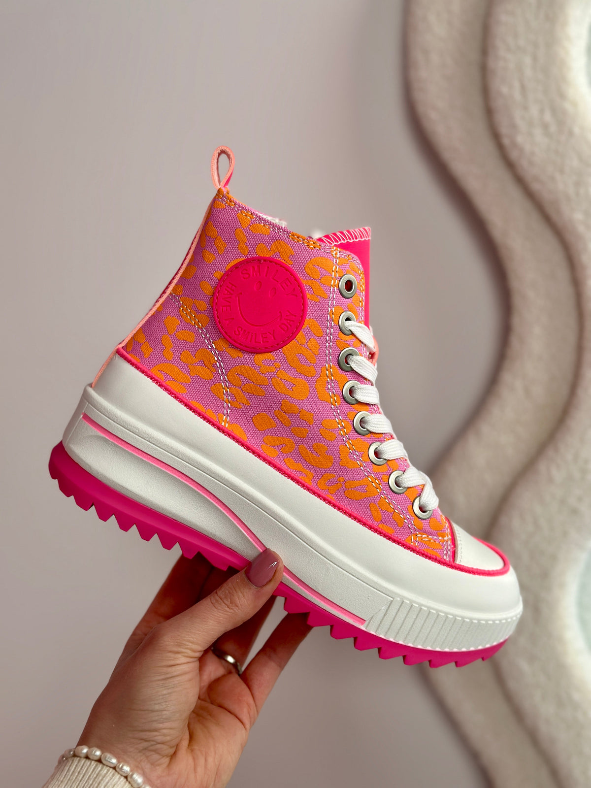 Smills Fuchsia Sneaker