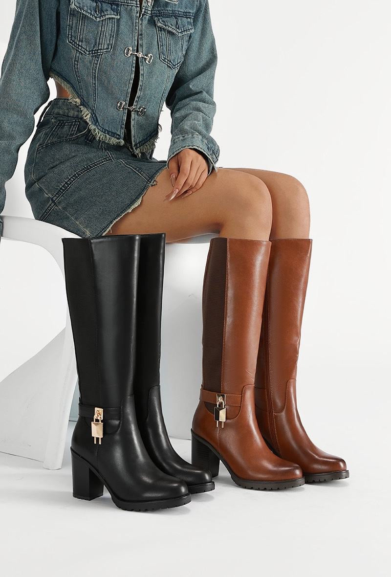 Lock Stiefel mit Absatz Camel