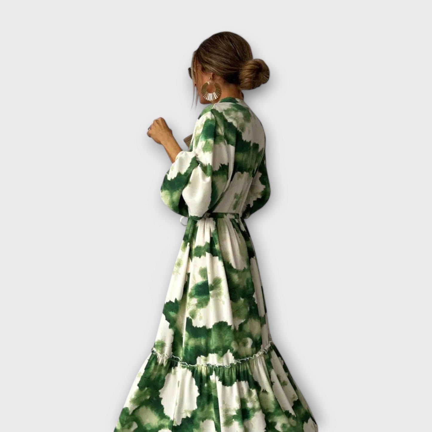 Melina – Grünes Maxi-Kleid mit langen Ärmeln & V-Ausschnitt | Salzburg Mode