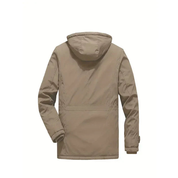 Beige Herrenjacke mit Kapuze, Rückansicht, Outdoor Winterjacke, neutraler Hintergrund