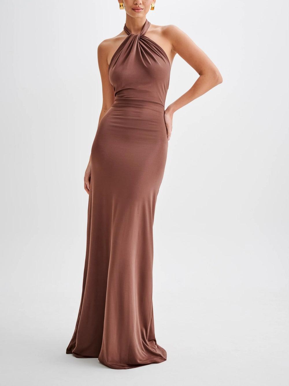Skulpturales Maxikleid – Moderne Silhouette | Salzburg Mode