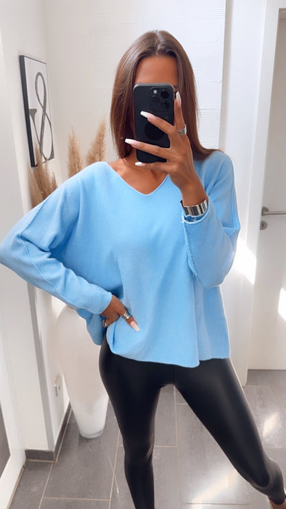 Leichter Pullover mit V-Ausschnitt – Azur Blau