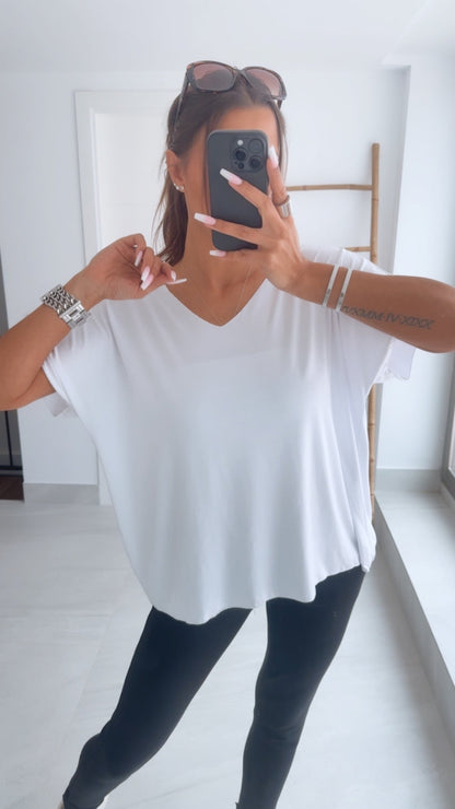 T-Shirt mit V-Ausschnitt – Weiß