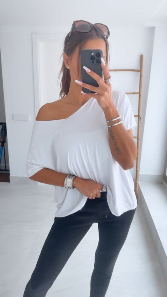 T-Shirt mit V-Ausschnitt – Weiß