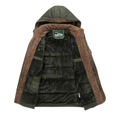 Gefütterte Outdoor-Jacke mit Kapuze in Braun und Oliv, offene Ansicht, warmes Innenfutter