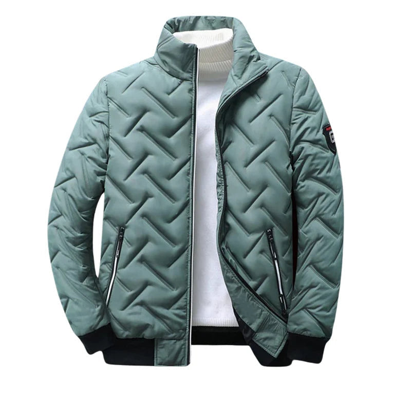 Herren Steppjacke grün mit Chevron-Muster, Reißverschlusstaschen, Stehkragen, sportlich