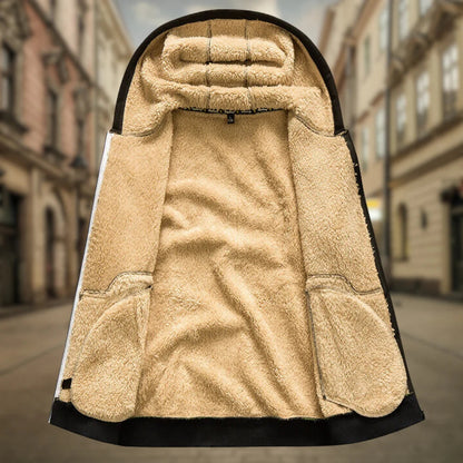 Beige gefütterter Wintermantel mit Kapuze, offen gezeigt auf einer Stadtstraße