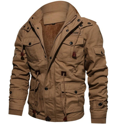 Herren Winterjacke braun, warm gefüttert, mit Kapuze, mehreren Taschen, Outdoorjacke