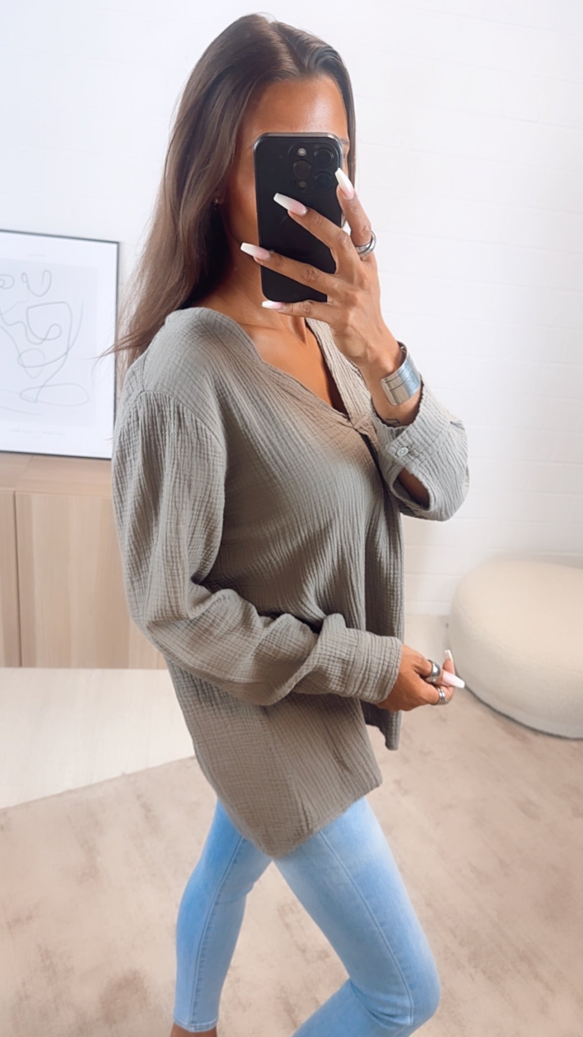 Musselin Bluse ohne Knöpfe in Schlamm – Minimalistische Eleganz | MUSSELIN LIEBE