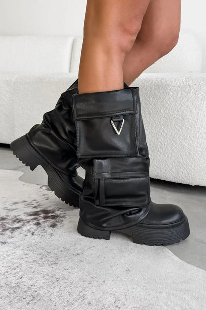 Pocket Black Stiefel