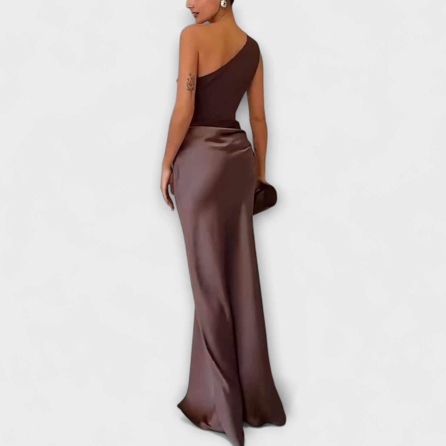 Elegantes Ein-Schulter Falten Maxi Kleid – Dramatische Eleganz | Salzburg Mode