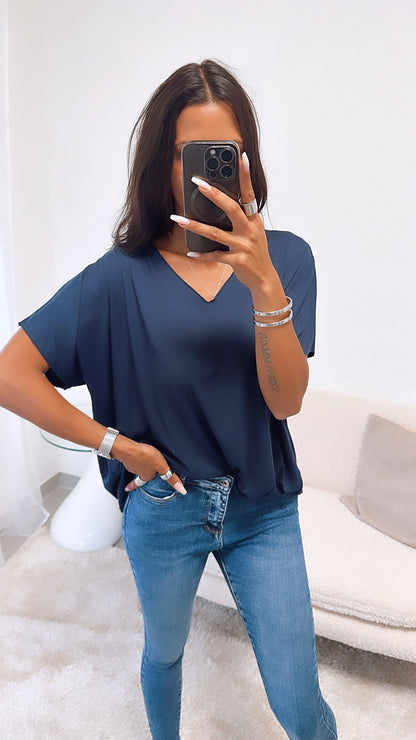 T-Shirt mit V-Ausschnitt – Dunkel Blau