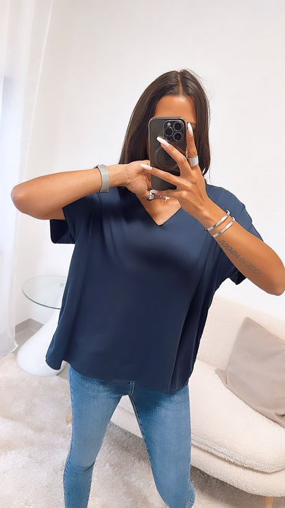 T-Shirt mit V-Ausschnitt – Dunkel Blau