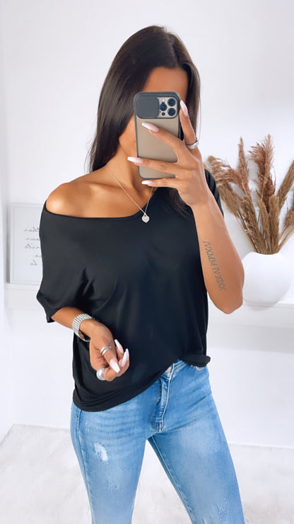 T-Shirt mit V-Ausschnitt – Schwarz