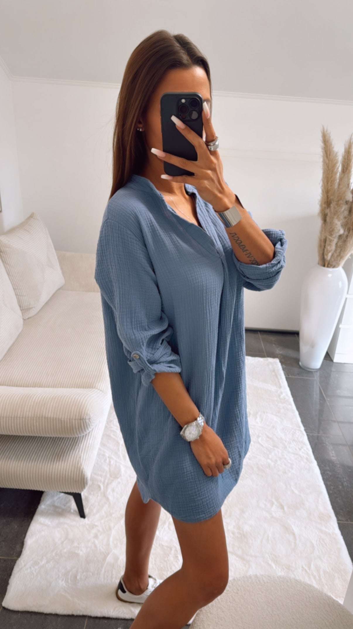 Musselin Blusenkleid mit V-Ausschnitt in Taubenblau – Sanfte Eleganz | MUSSELIN LIEBE