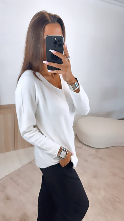 Leichter Pullover mit V-Ausschnitt – Weiß