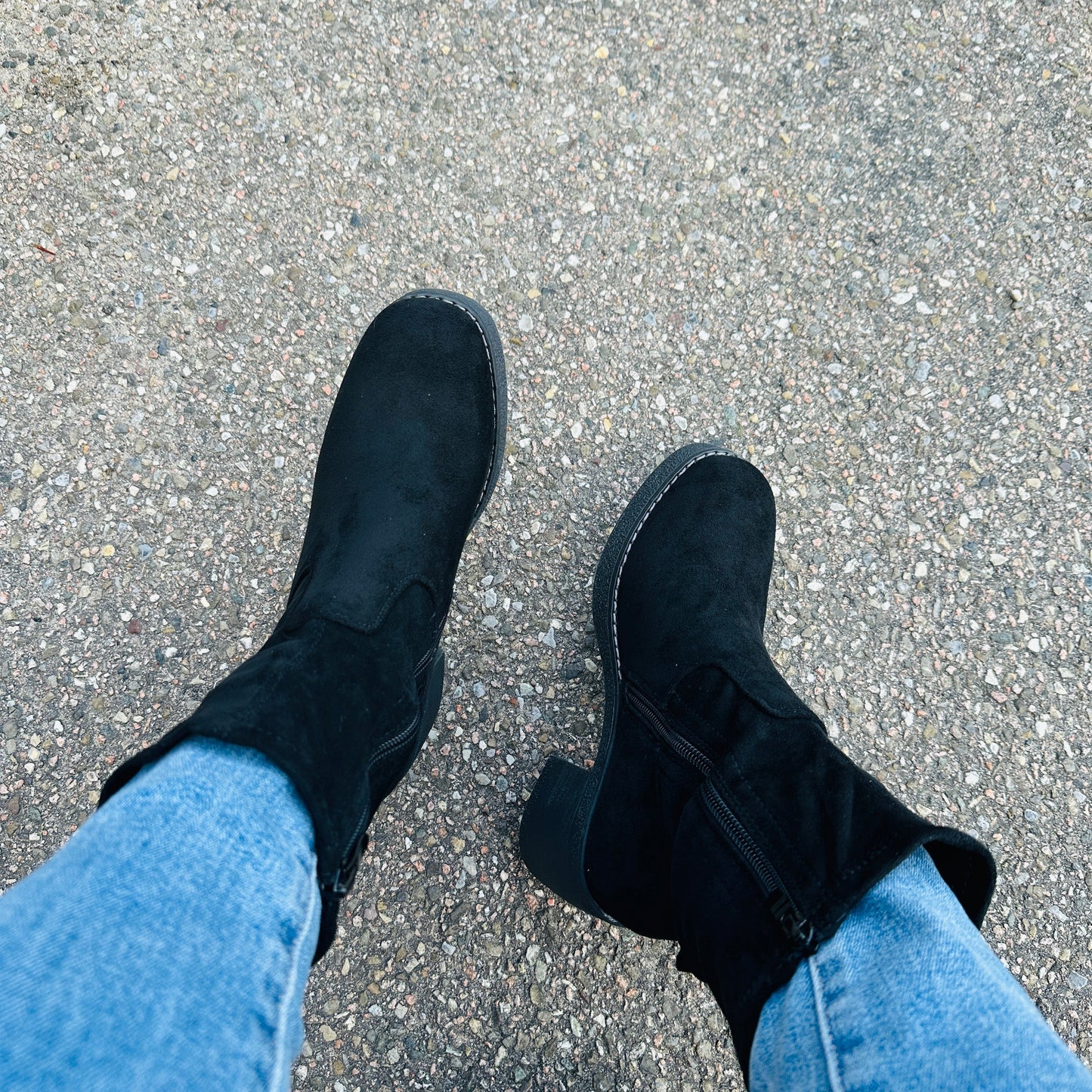 Schwarze Halbhohe Boots