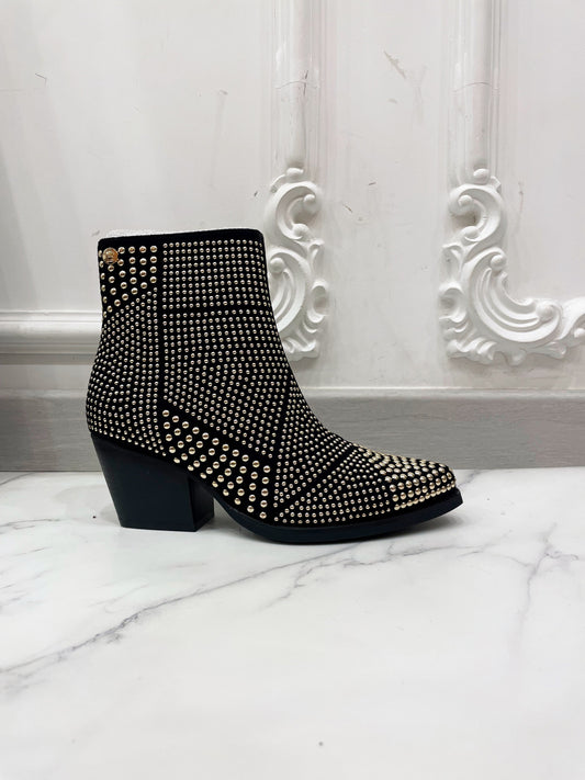 Schwarze Western Boots mit Nieten