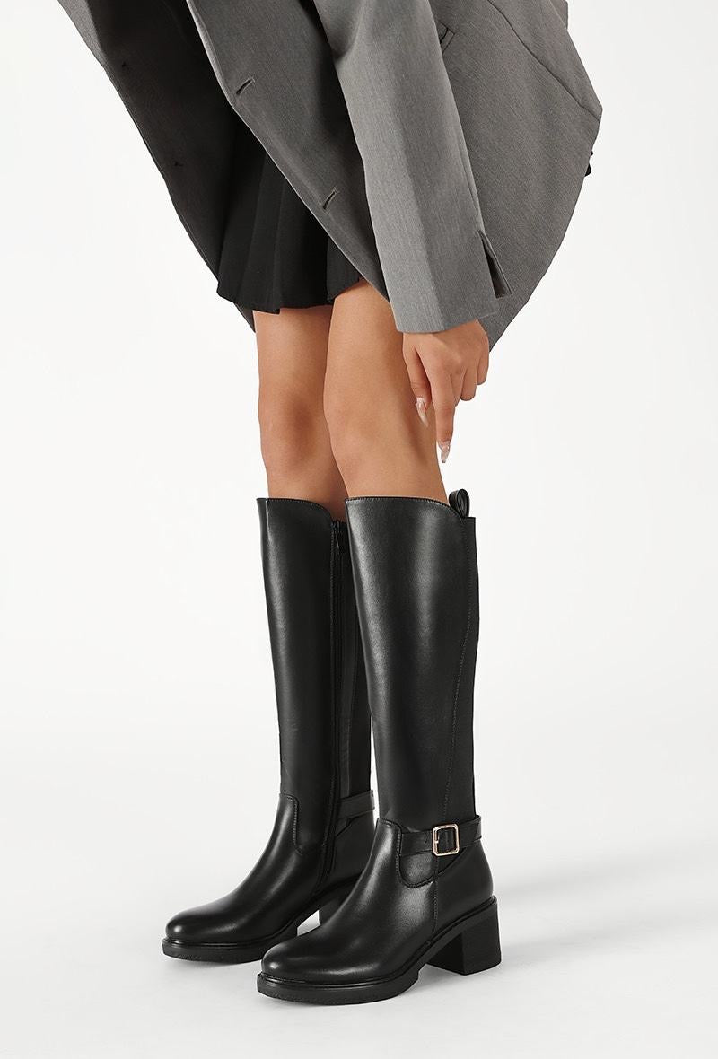 Monja Schwarz Stiefel