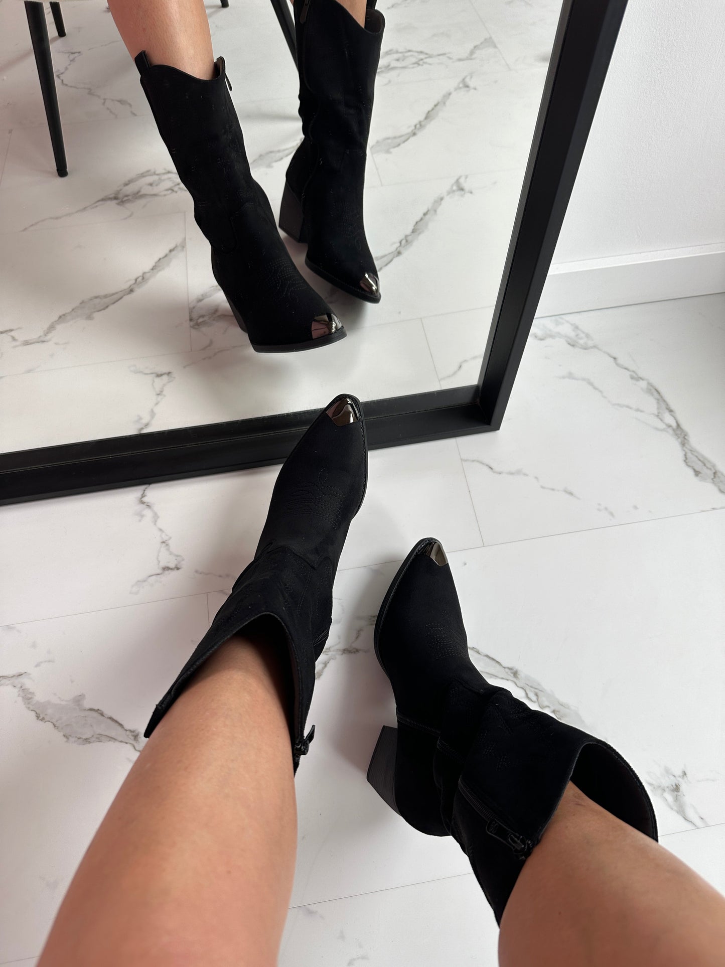 Roan Schwarze Cowboy Boots