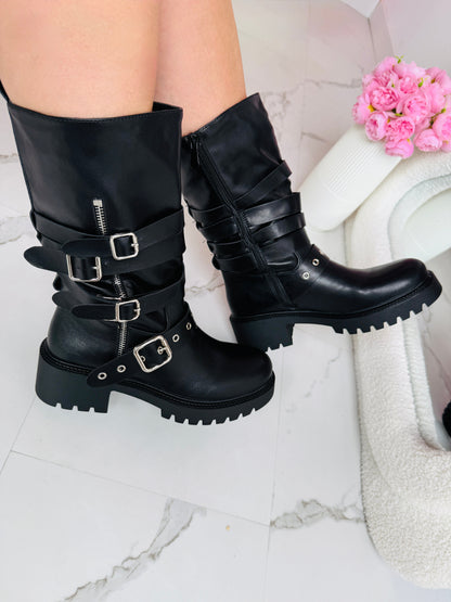 Tahira Schwarz Stiefel