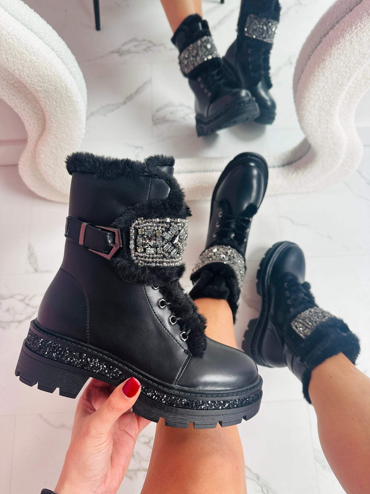 Stone Detail Schwarz Stiefel – Stilvolle Damen-Winterstiefel mit Steindetails