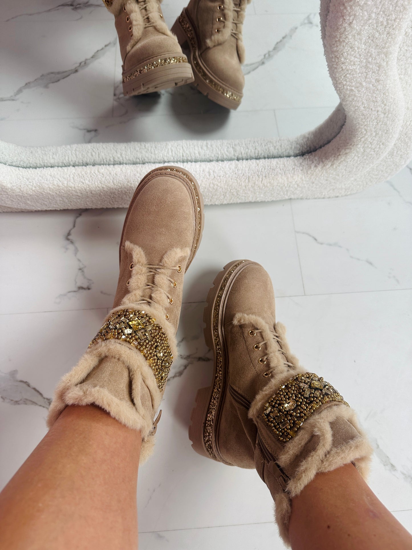 Stone Detail Khaki Stiefel – Trendige Damen-Winterstiefel in Khaki