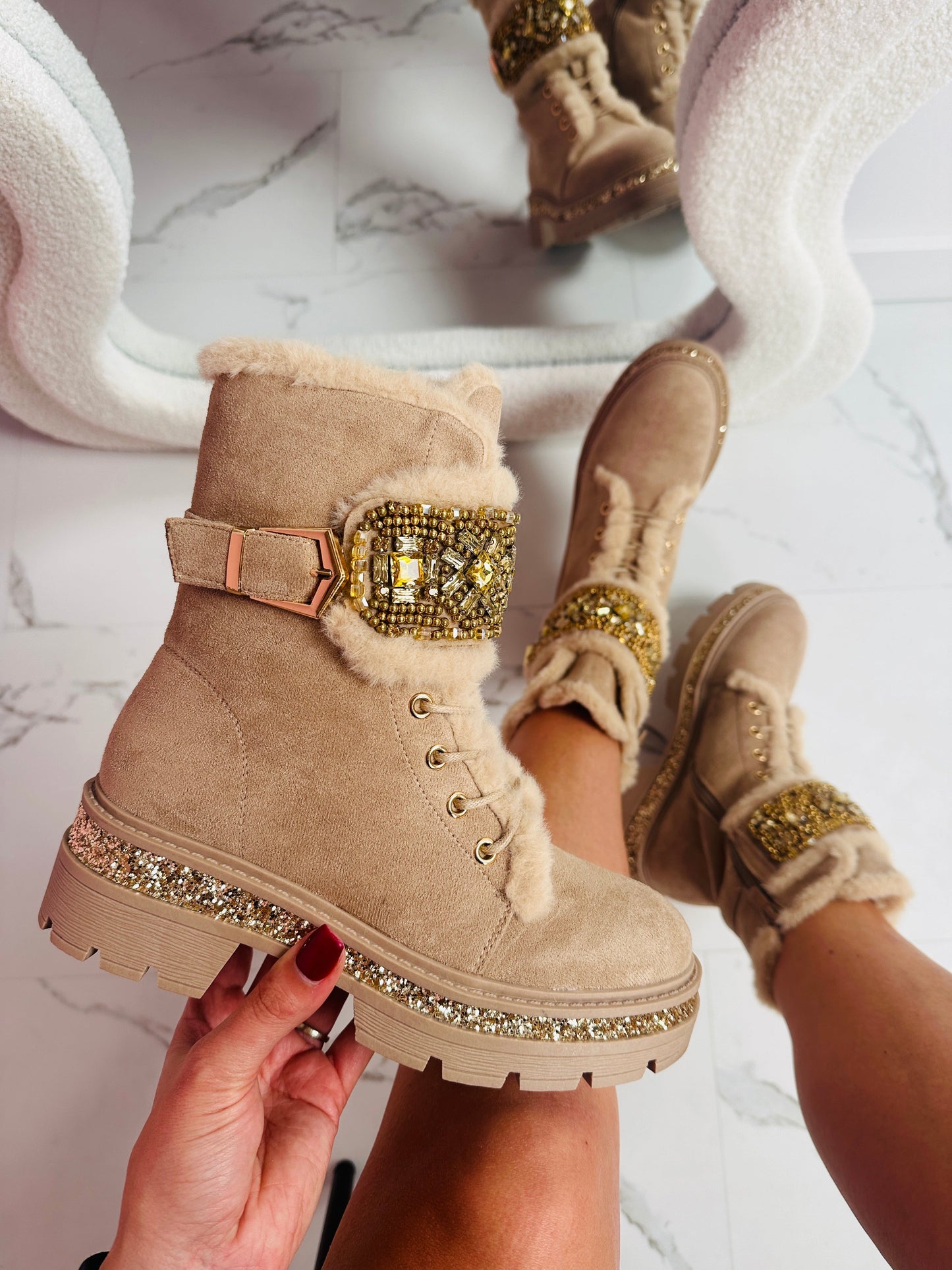 Stone Detail Khaki Stiefel – Trendige Damen-Winterstiefel in Khaki