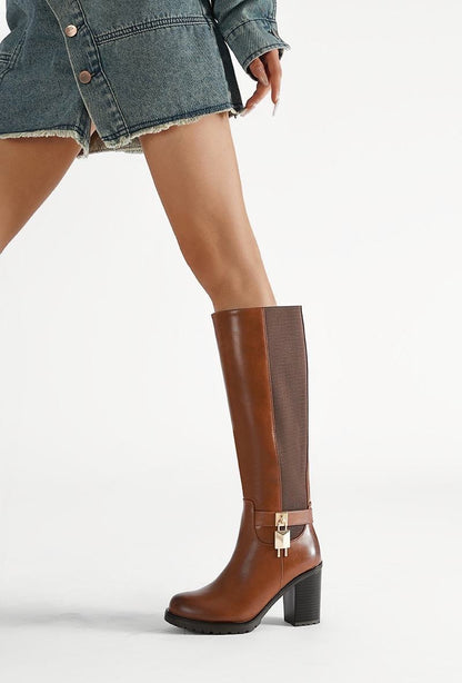 Lock Stiefel mit Absatz Camel