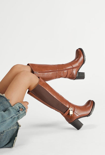 Lock Stiefel mit Absatz Camel