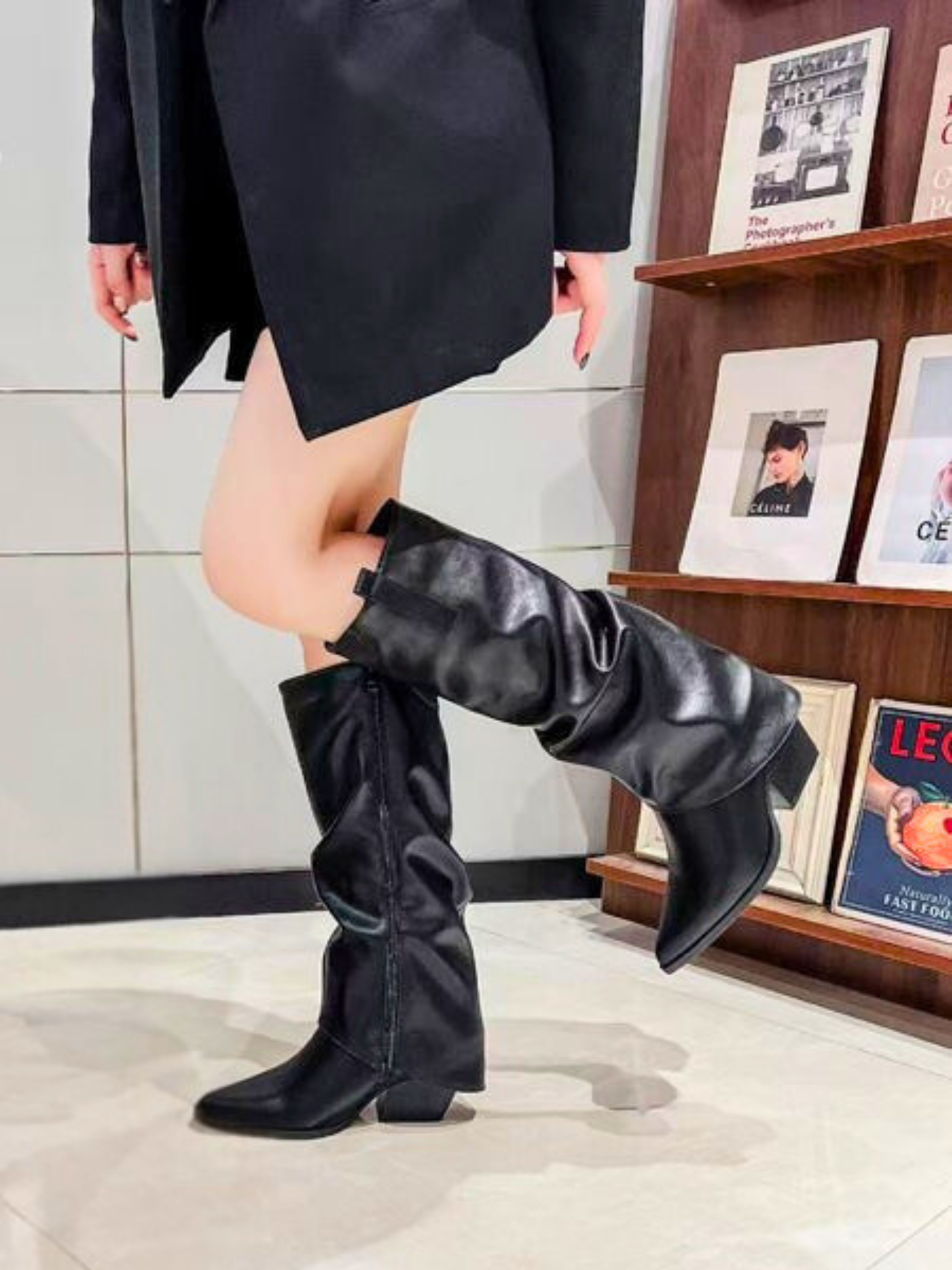 Brenda Cover Schwarz Stiefel