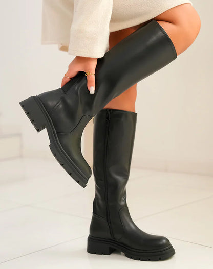 Michelle Schwarz Stiefel