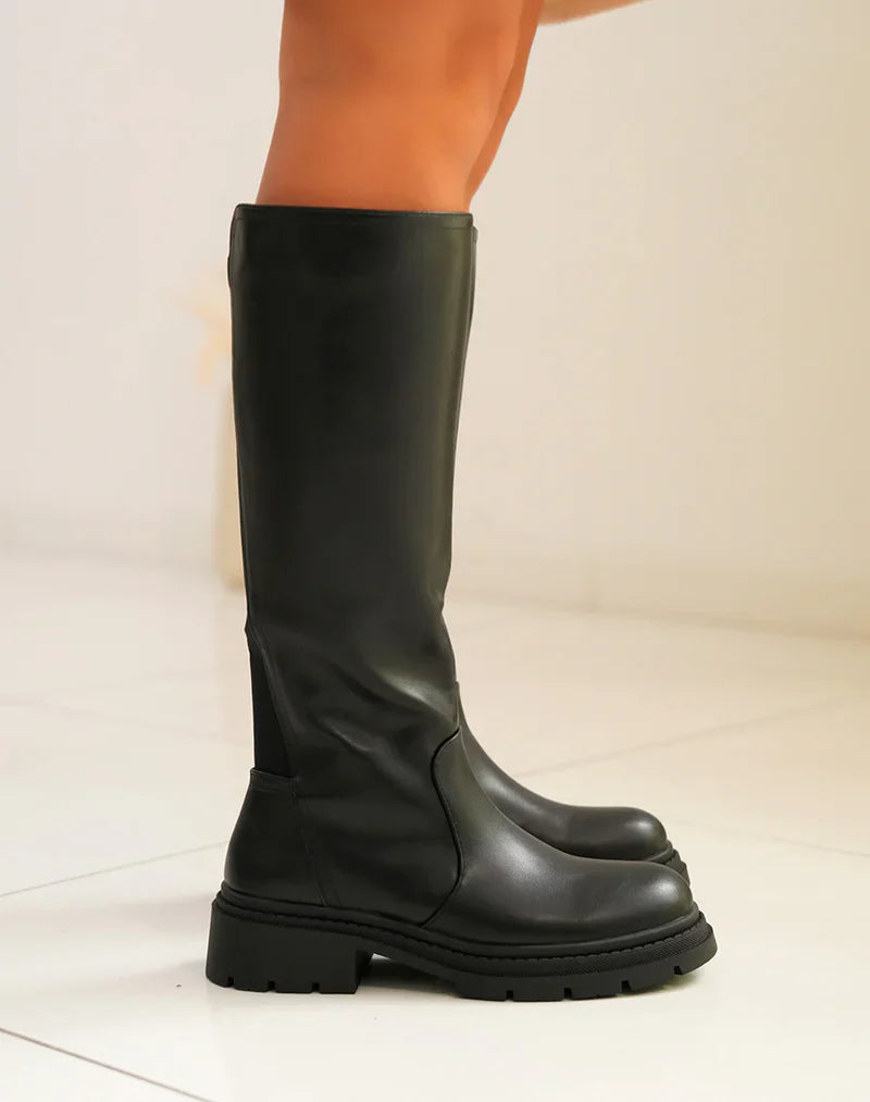 Michelle Schwarz Stiefel