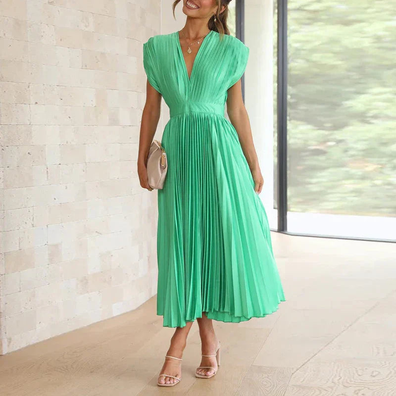 Ärmelloses Elegantes Damenkleid – Sommerliche Leichtigkeit | Salzburg Mode