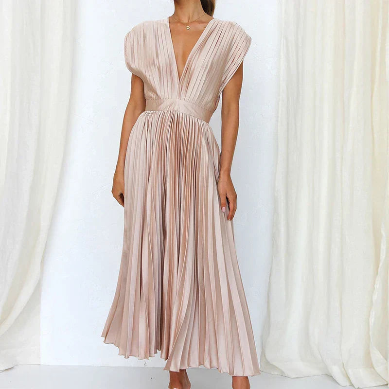 Ärmelloses Elegantes Damenkleid – Sommerliche Leichtigkeit | Salzburg Mode