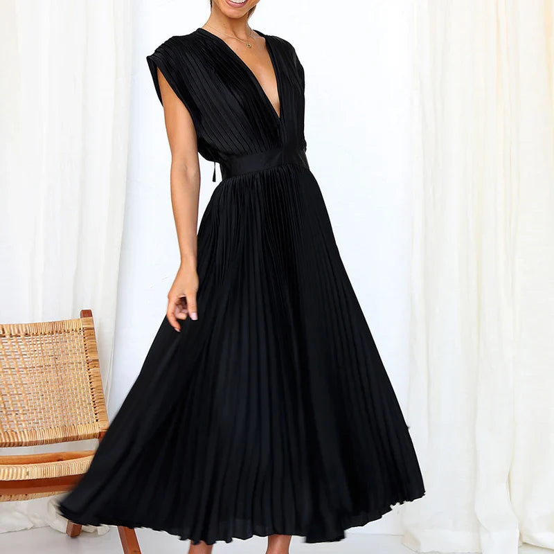 Ärmelloses Elegantes Damenkleid – Sommerliche Leichtigkeit | Salzburg Mode
