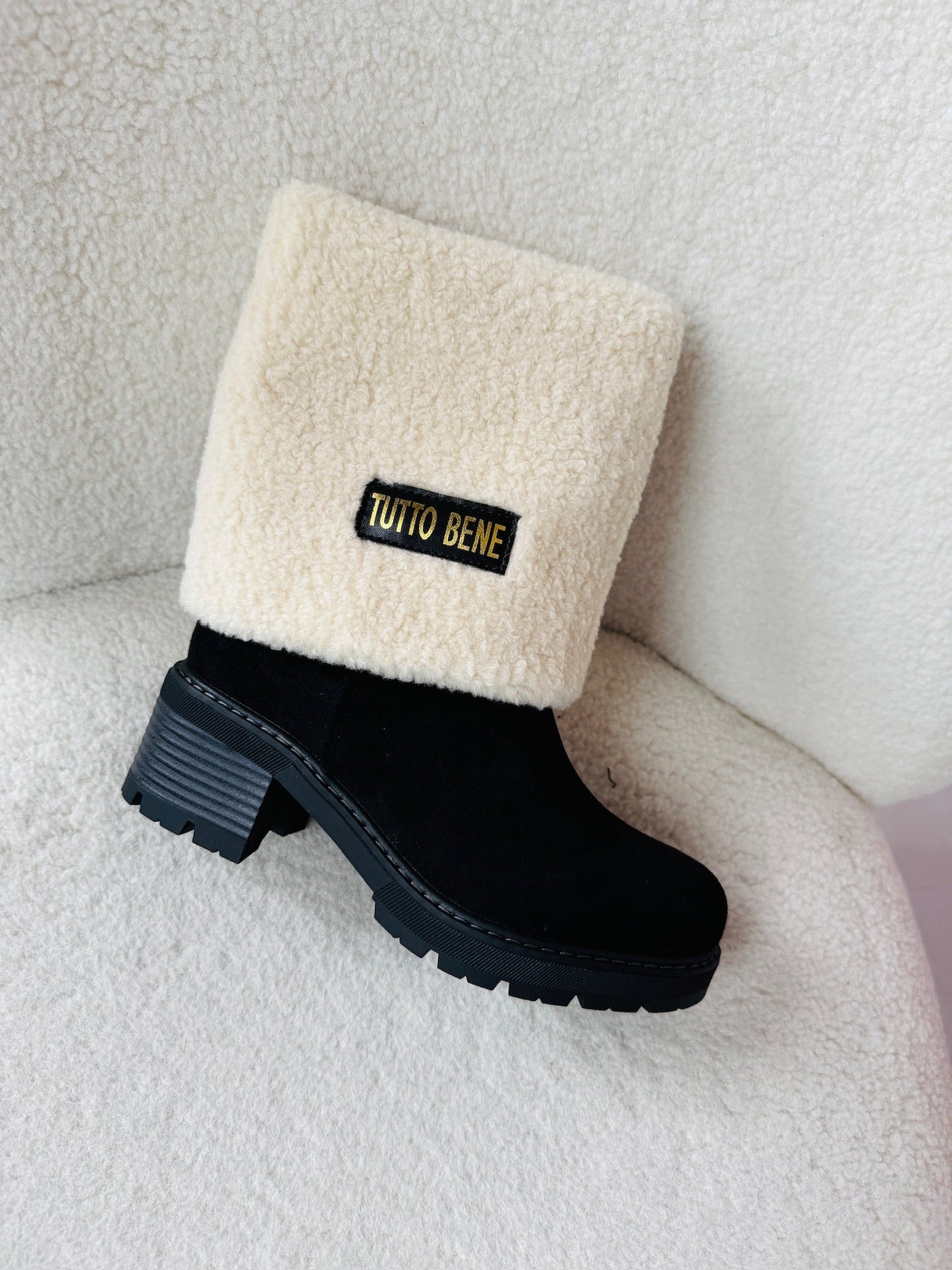 Tutto Omslag Schwarz Stiefel