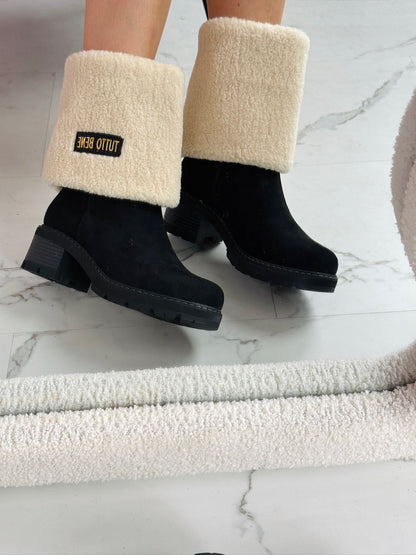 Tutto Omslag Schwarz Stiefel