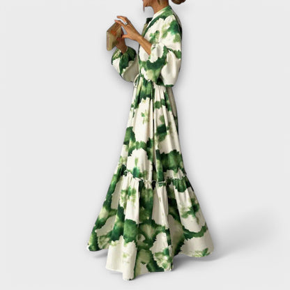 Melina – Grünes Maxi-Kleid mit langen Ärmeln & V-Ausschnitt | Salzburg Mode