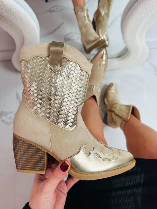 Goldene Cowboy Boots Geflochten
