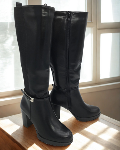 Tamar Schwarz Stiefel