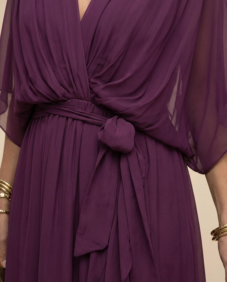 Monica – Fließendes Chiffon-Kleid mit V-Ausschnitt | Salzburg Mode