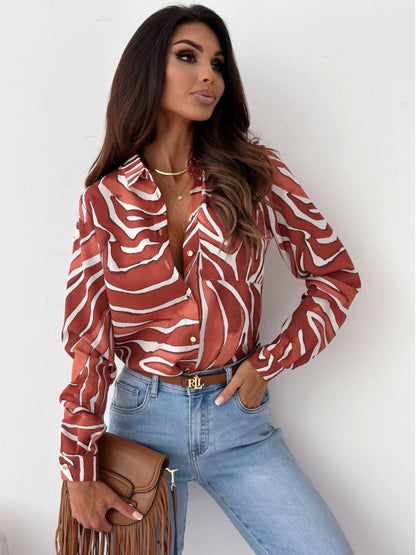 Monika | Aufgeräumte Damenbluse mit Satindruck