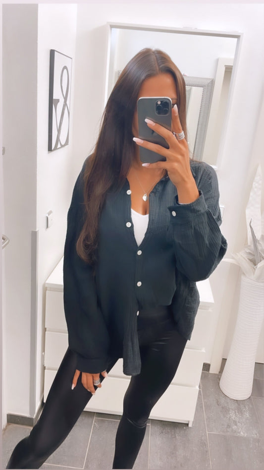 Kurze Oversize Musselin Bluse in Schwarz – Zeitlose Sophistication | MUSSELIN LIEBE