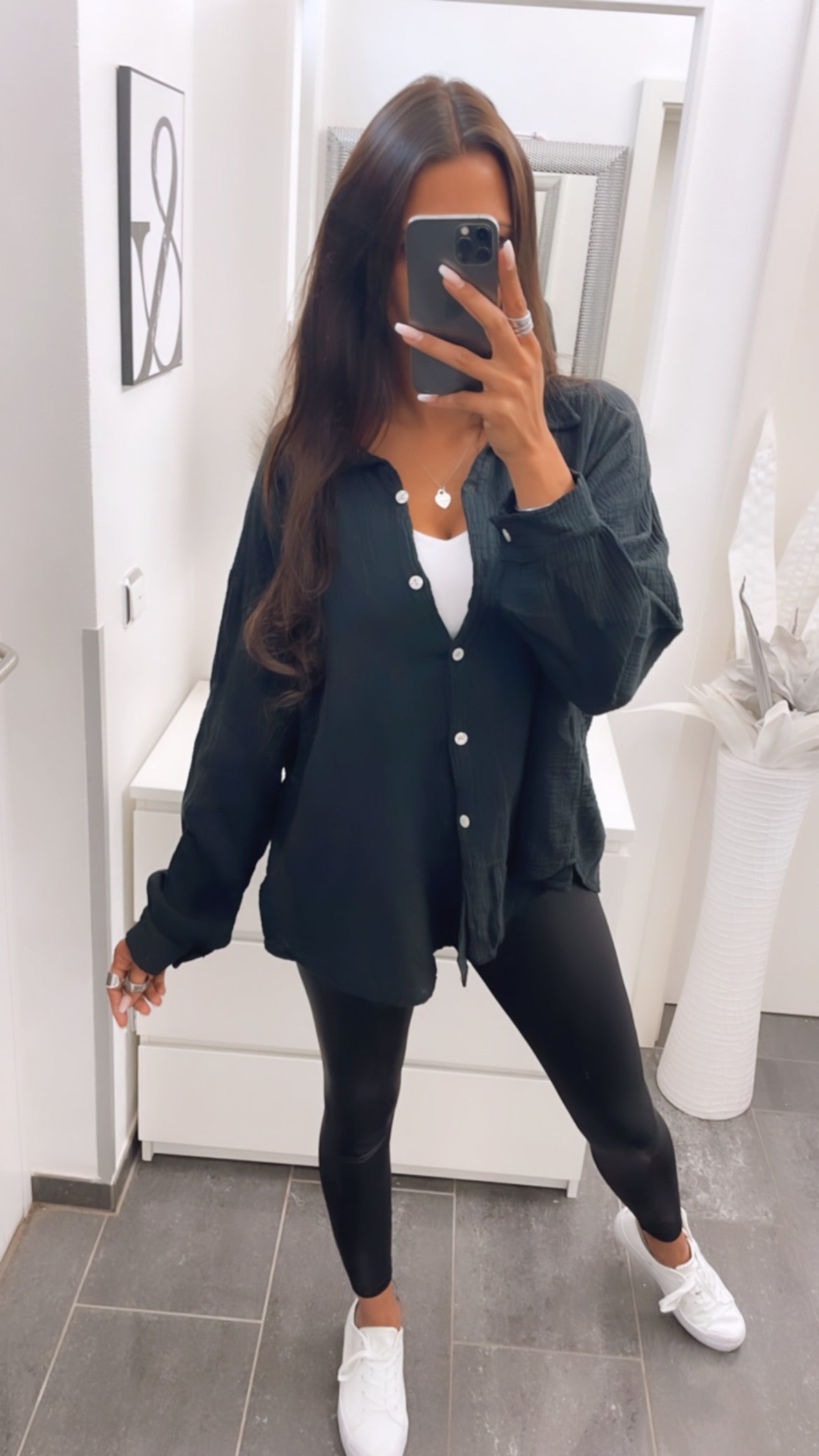 Kurze Oversize Musselin Bluse in Schwarz – Zeitlose Sophistication | MUSSELIN LIEBE