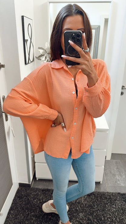 Kurze Oversize Musselin Bluse in Soft Orange – Lebendige Leichtigkeit | MUSSELIN LIEBE