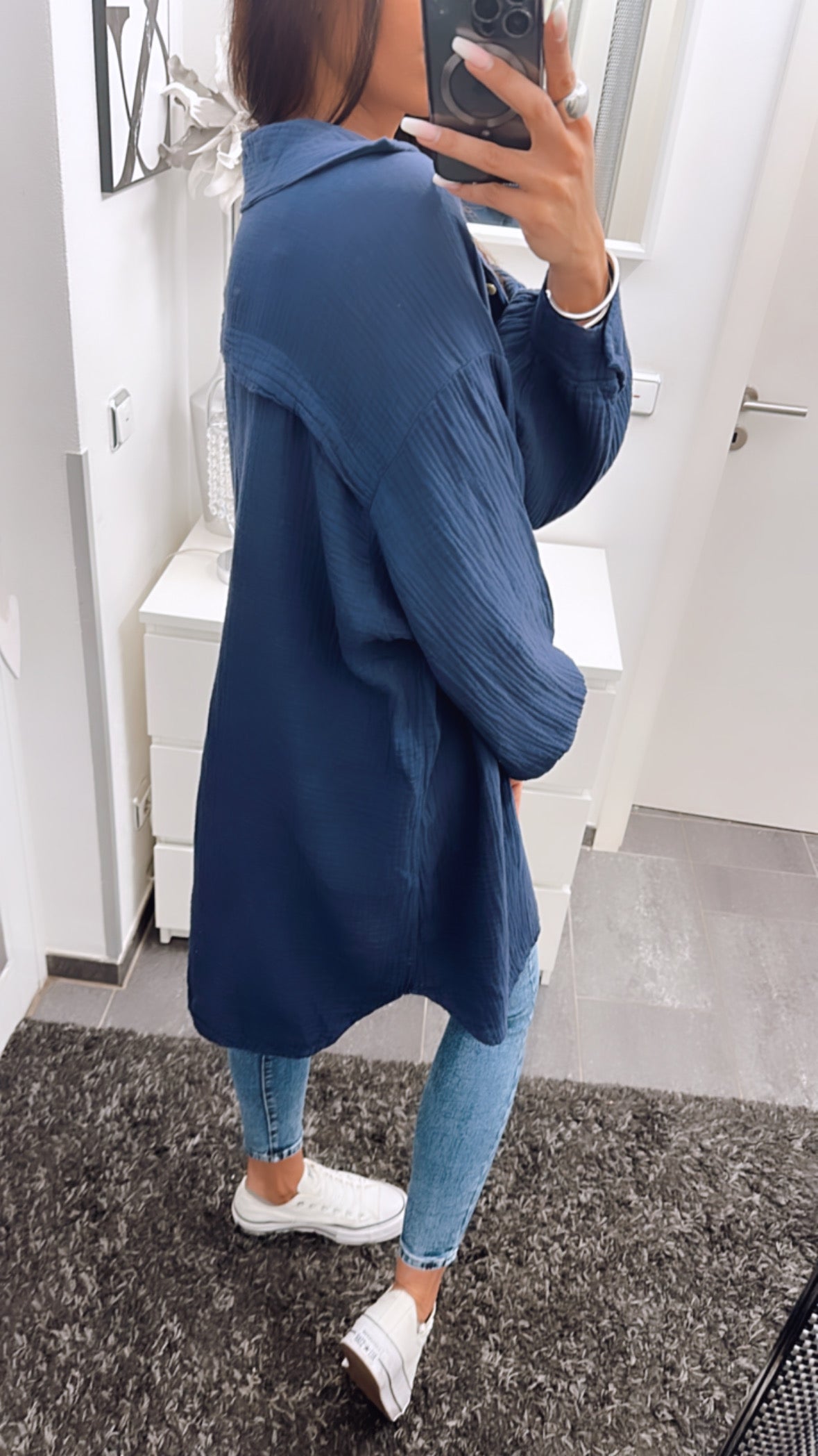 Lange Oversize Musselin Bluse in Dunkel Blau – Edle Sophistication | MUSSELIN LIEBE