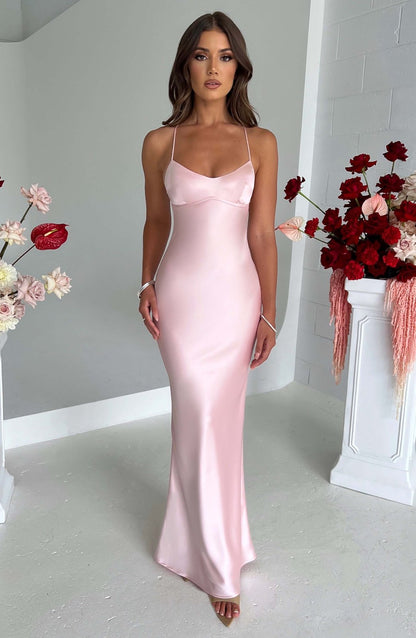 Isabelle – Luxuriöses Satin Maxi-Kleid in Rosa | Salzburg Mode