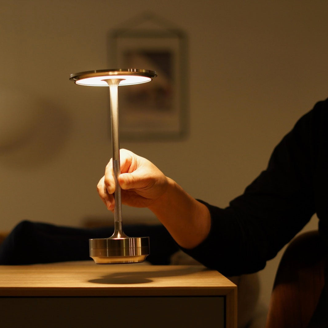 Gazer-Design Wiederaufladbare Tischleuchte für Ambiente
