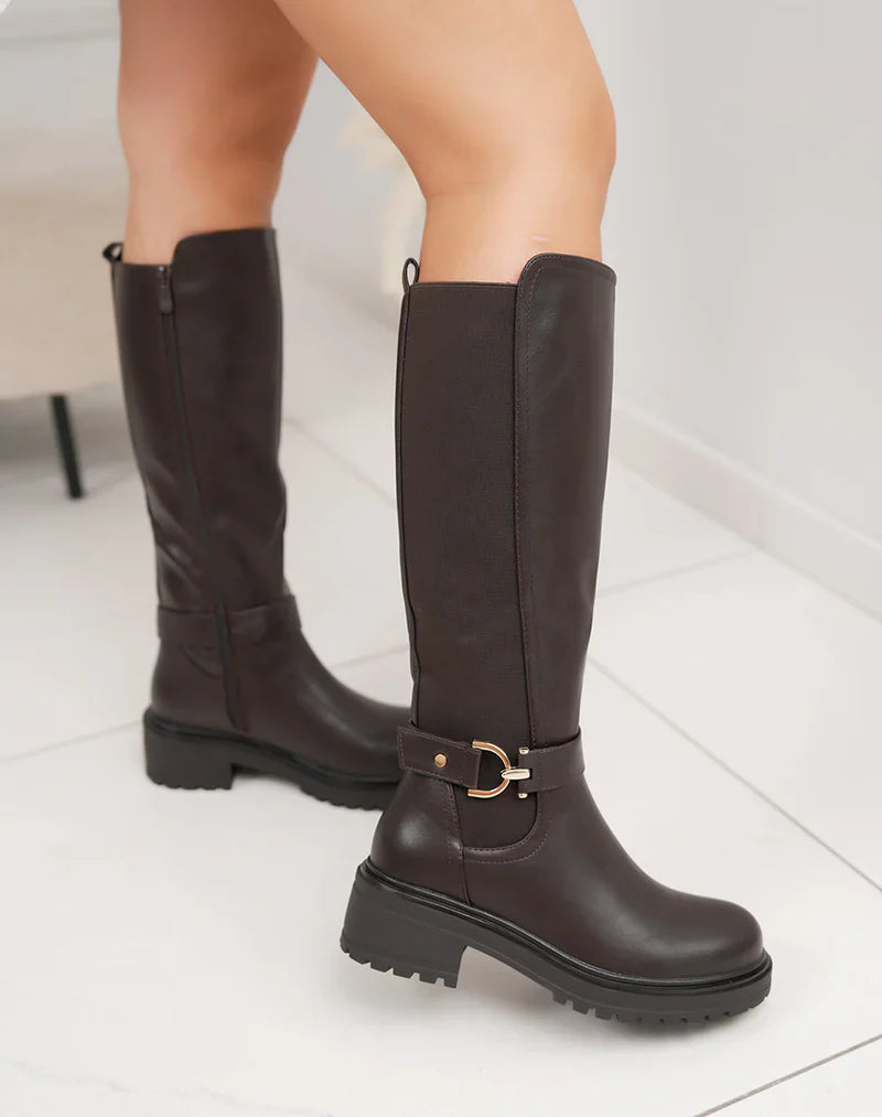 Braune Stiefel mit Stretch